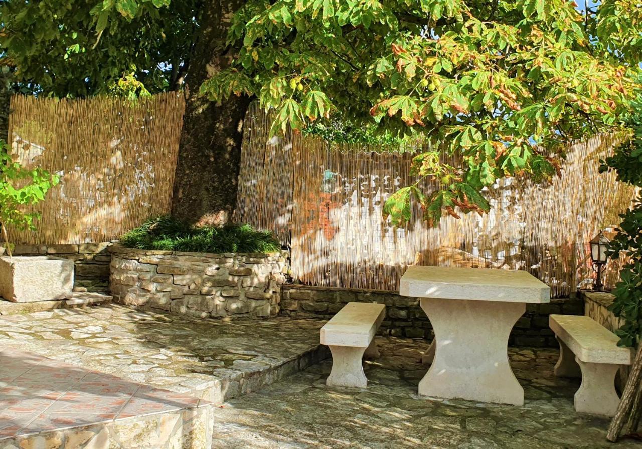 Casa Prodan Apartman Buzet Kültér fotó