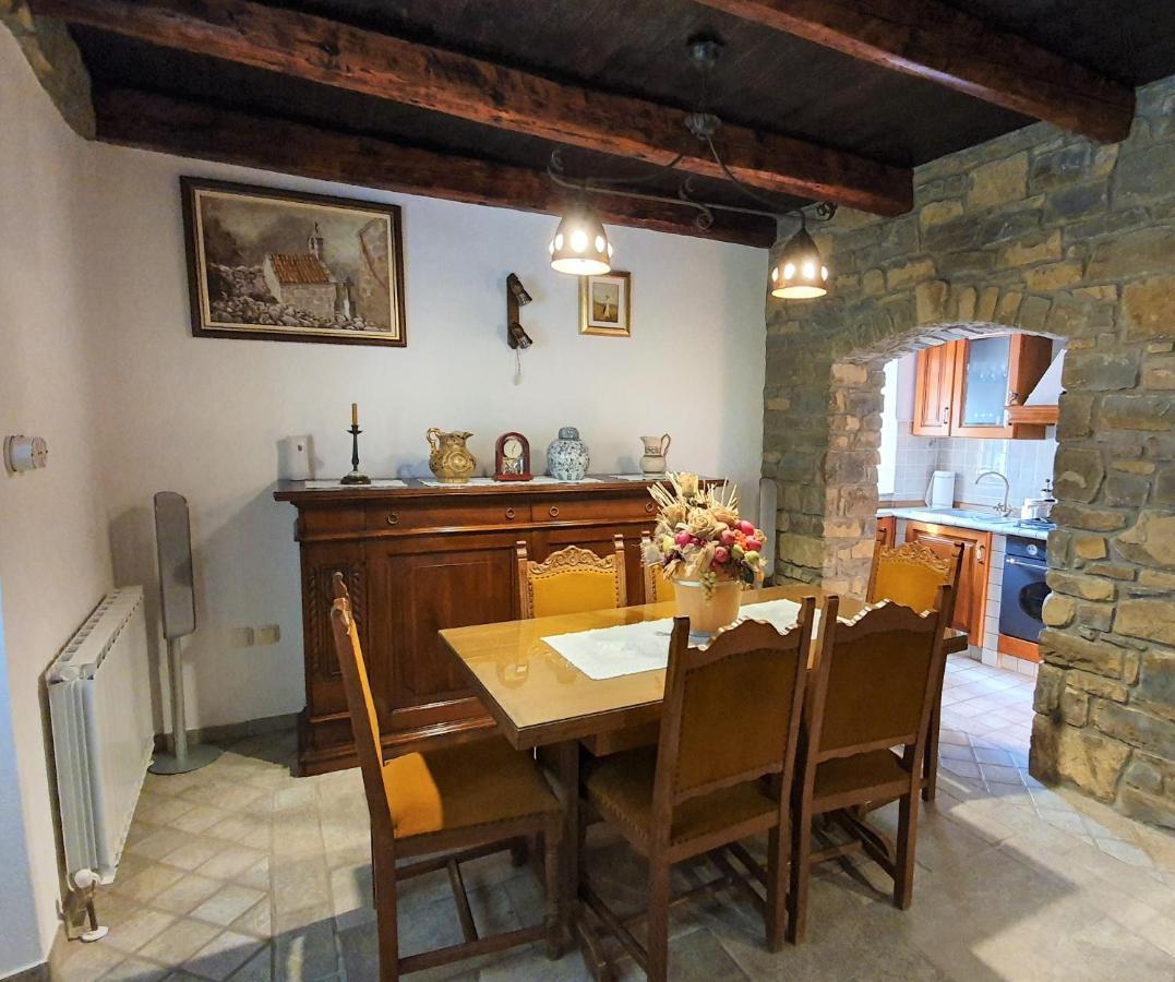 Casa Prodan Apartman Buzet Kültér fotó